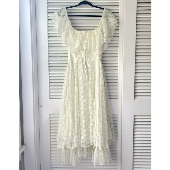 SOLD 1970s 70s Ivory Cream Lace Capelet Full Skirt Off the Shoulder Dress S - Picture 5 of 6